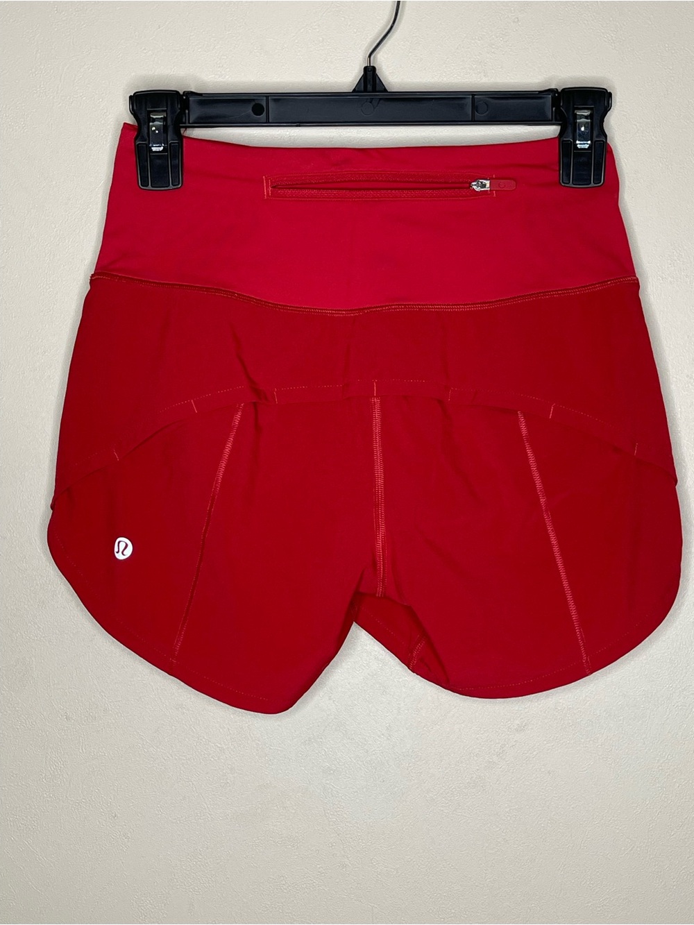 lululemon athletica Red HR 4” Speed Up shorts EUC size 0